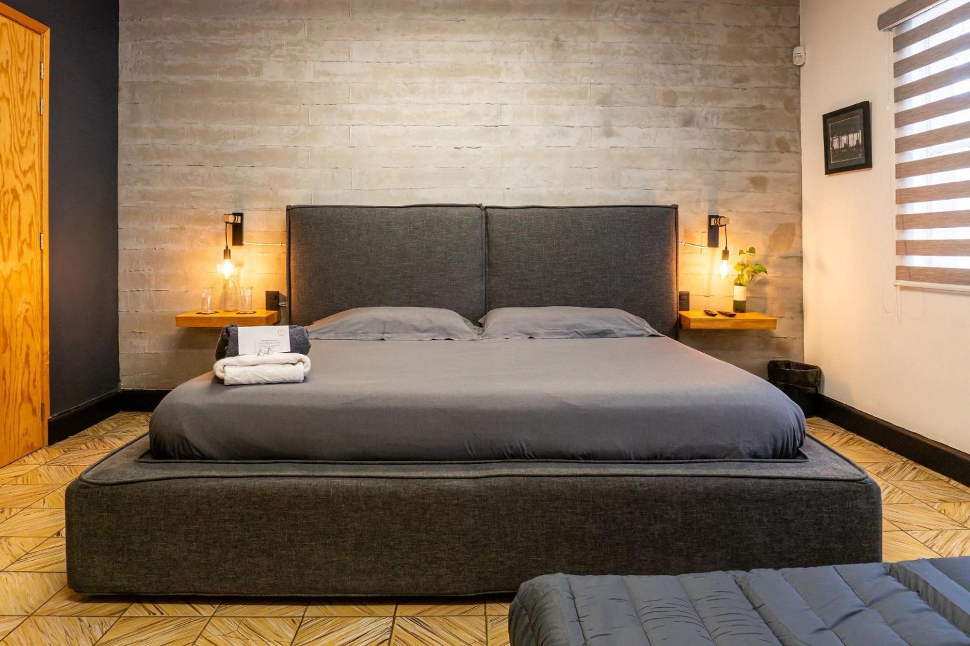 Habitaciones Privadas Con Bano Propio En Una Zona Segura Y Centrica De Guadalajara. エクステリア 写真